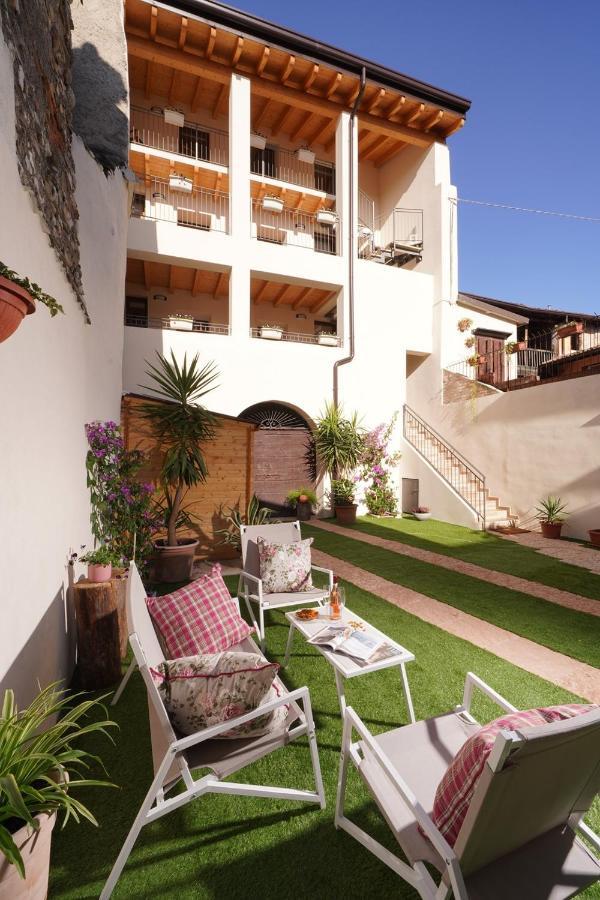 Apartments Villa Bougainville 산펠리체델바나코 외부 사진