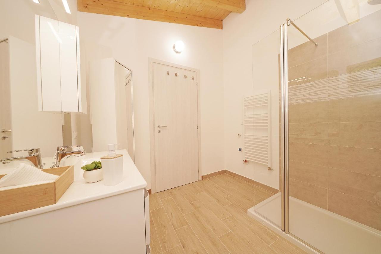 Apartments Villa Bougainville 산펠리체델바나코 외부 사진