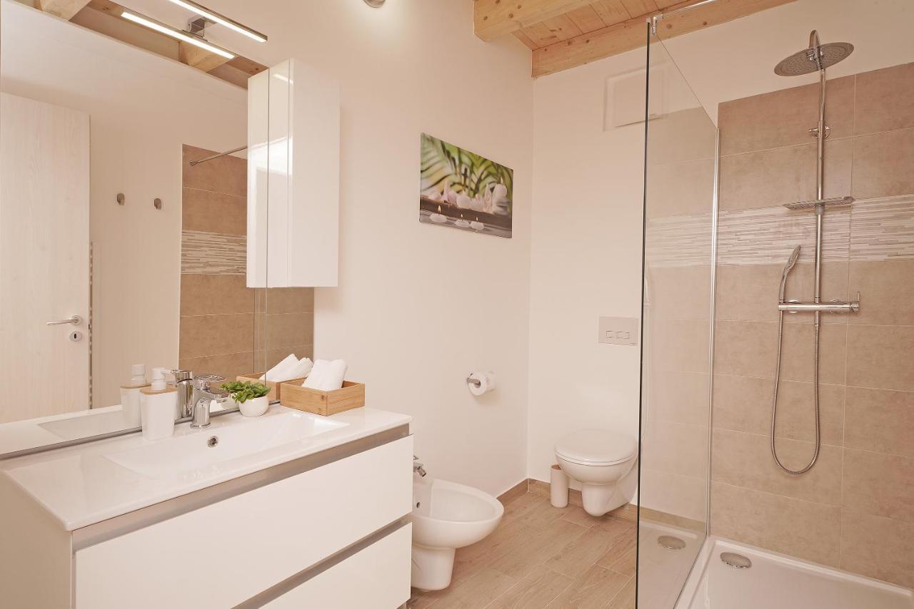 Apartments Villa Bougainville 산펠리체델바나코 외부 사진