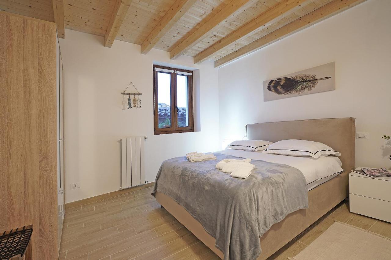 Apartments Villa Bougainville 산펠리체델바나코 외부 사진
