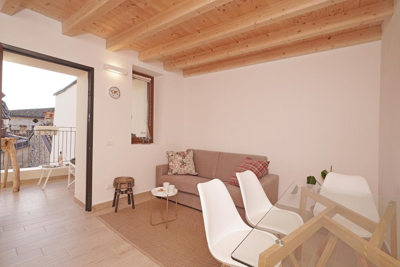 Apartments Villa Bougainville 산펠리체델바나코 외부 사진