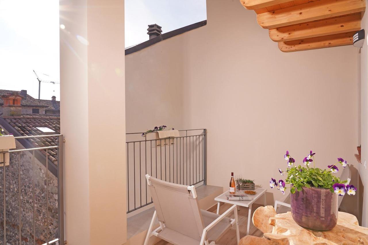 Apartments Villa Bougainville 산펠리체델바나코 외부 사진