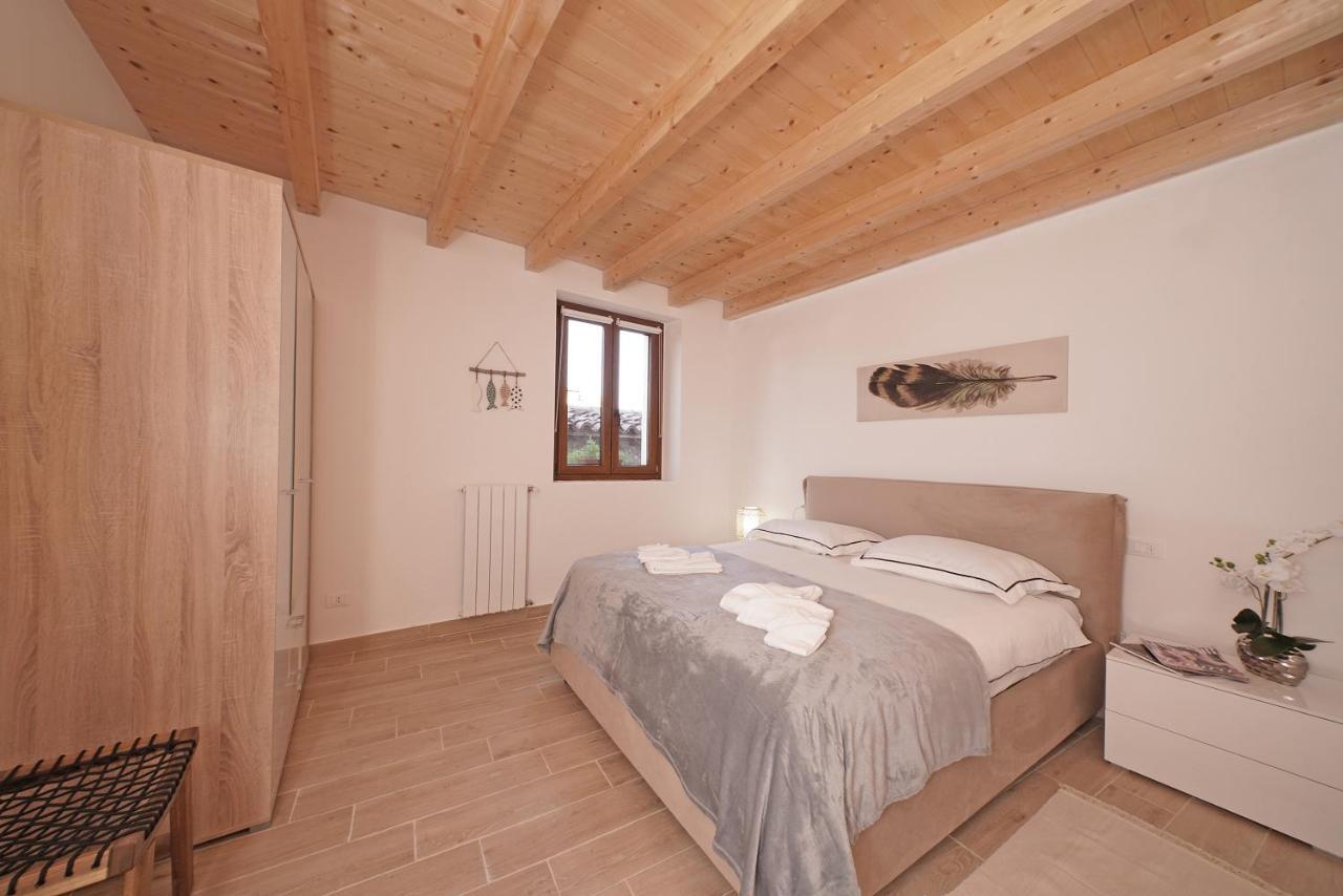 Apartments Villa Bougainville 산펠리체델바나코 외부 사진