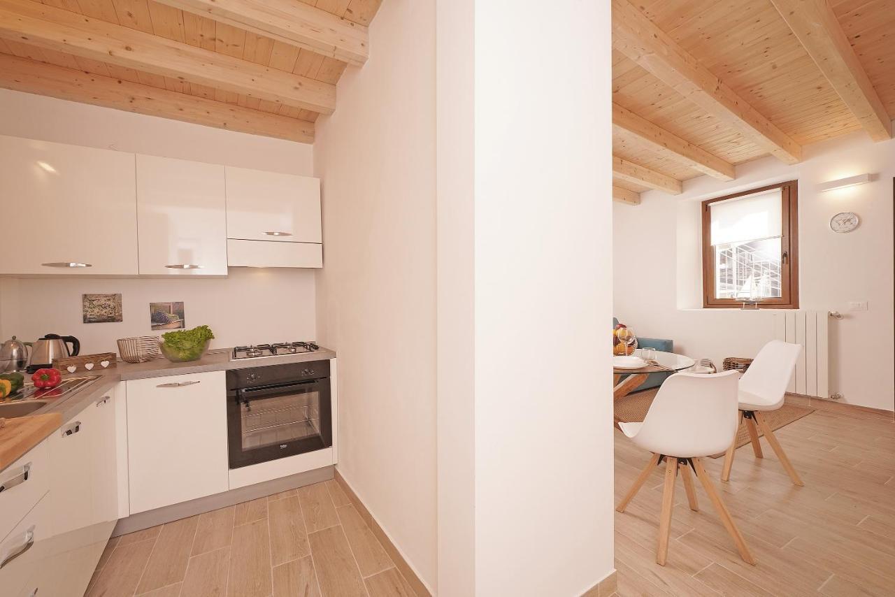 Apartments Villa Bougainville 산펠리체델바나코 외부 사진