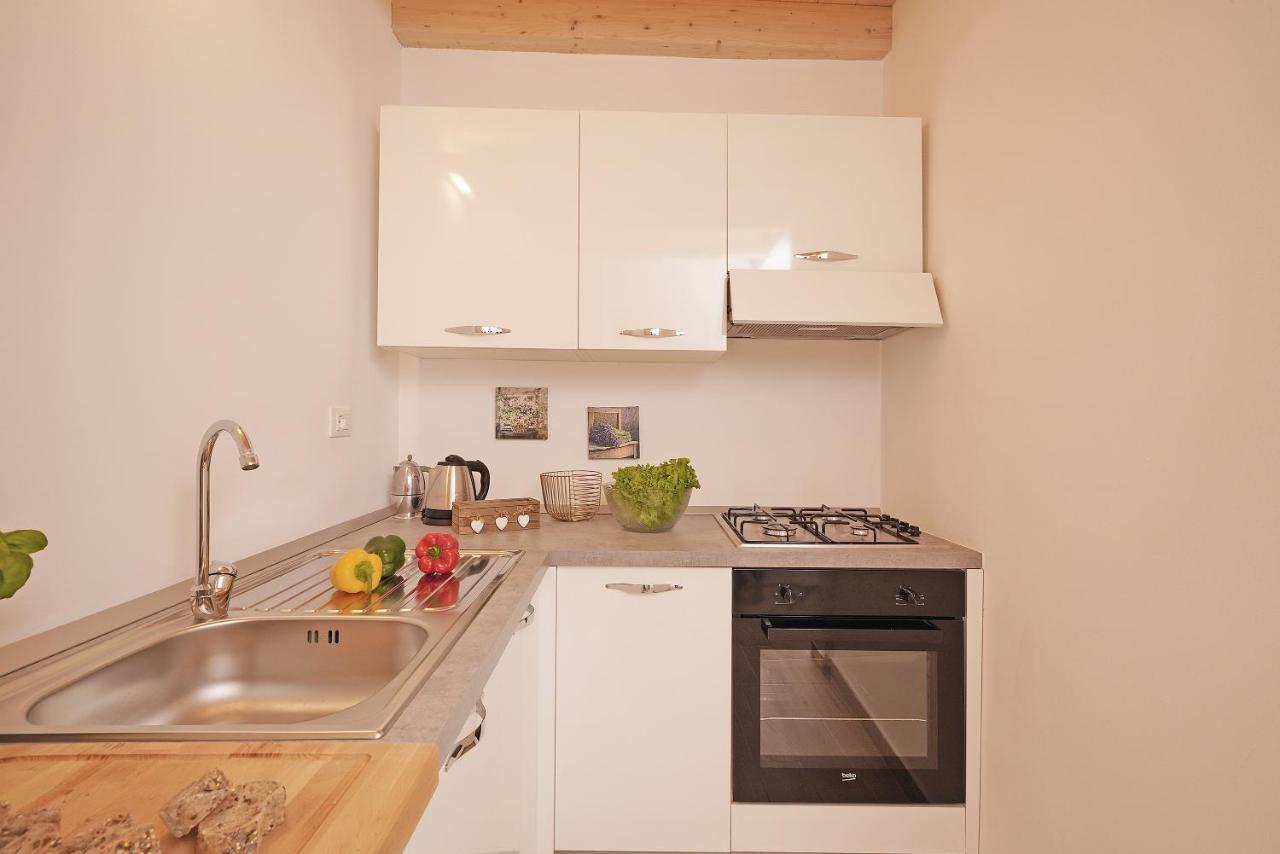 Apartments Villa Bougainville 산펠리체델바나코 외부 사진